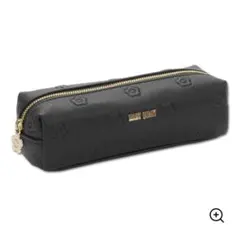 マリークワント シンプルエンボスデイジースクエアペンケース（ブラック）