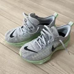 ナイキ インヴィンシブル 3 ランニングシューズ　24.5cm