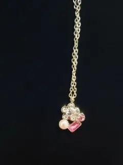 マリクワ MARY QUANT 花モチーフ ネックレス ゴールド