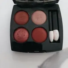 CHANEL シャネル　レ キャトル オンブル 372 ブーケ アンブレのサムネイル