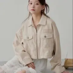 chico胸ロゴショート丈スエードジップブルゾン アイボリー