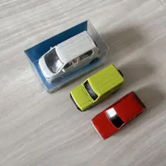 「非売品2012年頃」新型ワゴンR　発電するミニカー　ミニカー　コレクションのサムネイル