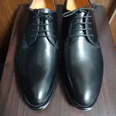未使用品 GIORGIO ARMANI プレーントゥ外羽根 黒 41.5のサムネイル