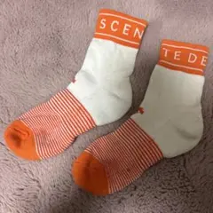 ホワイトオレンジ ストライプソックス