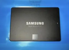 870 EVO 4TB 使用528h 健康100% 低書込量 SATA SSD - メルカリ
