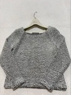 Item thumbnail for item 85848f51-b9b3-4f73-8b75-95f6c7098e00