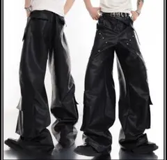 フェイクレザーパンツ