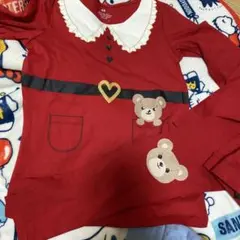 H&M クリスマス　赤いクマプリント長袖カットソー＆スパッツ　セットアップ130