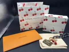 ルイヴィトン 村上隆コラボ チェリーブロッサム チャーム ラバー