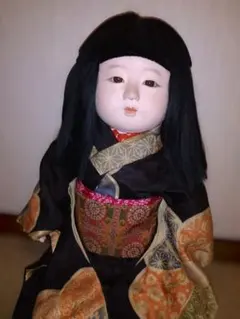 市松人形 黒と金色の模様 伝統的和服 男の子 - メルカリ