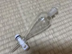 IWAKI 分液ロート 50ml ガラス製 実験器具 - メルカリ