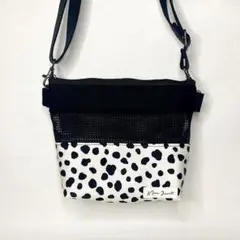 Item thumbnail for item b300fa83-21eb-4402-8f4d-c98b50ac665a