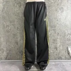 adidas originals〈ワイドジャージートラックパンツ トレフォイル〉
