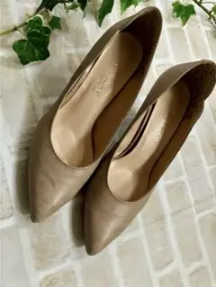 美品【elegance卑弥呼】ポインテッドトゥパンプス 牛革 24.0