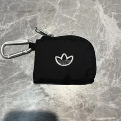 adidas トレフォイル コインケース ブラック