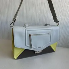 FURLA フルラ　2way ショルダーバッグ　レザーバッグ　バイカラー