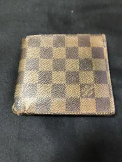 F2早い物勝ち！ルイヴィトン ダミエ　二つ折り財布