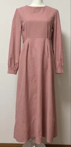 ピンク ロングワンピース 長袖
