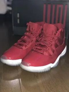 NIKE AIR JORDAN 11 RETRO CONCORD RED