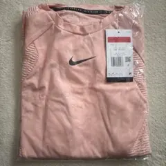 新品 半額! NIKEナイキ ランニングウェア 長袖 トレーニングシャツ ピンク