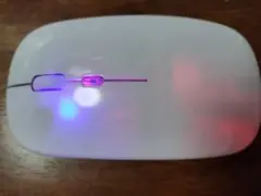 ホワイト ワイヤレスマウス LED付き