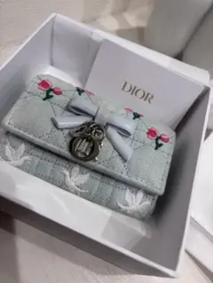 Dior 水色 刺繍花柄 カードケース