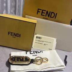 【美品】FENDI キーチャーム ゴールド ブラック