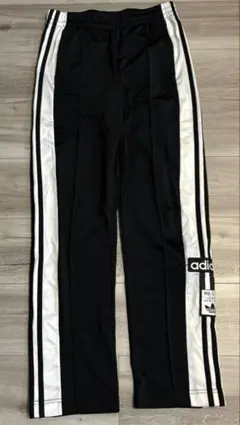 adidas トレフォイルロゴ スナップボタン トラックパンツ XS