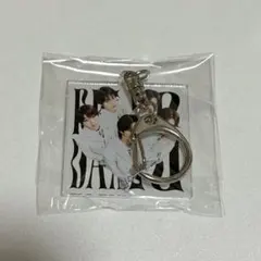 Yes! 東京 M!LK アクリルキーホルダー