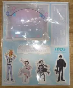 メダリスト　新宿マルイ　モノクロコーデ　アクリルジオラマ