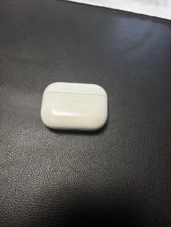 Apple AirPods pro 第一世代　充電ケースのみ