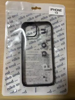 niko and... iPhone 13用ケース　カメラ保護ガラス付き