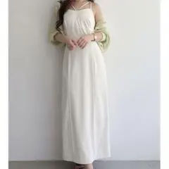 【新品未使用】マーキュリーデュオ　Iラインキャミワンピース　アイボリー　M