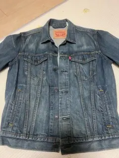 美品‼️3月即日発送可‼️LEVI'S ダークブルー デニムジャケット M