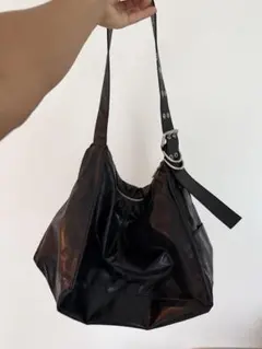 ZARA フェイクレザーショルダーバッグ