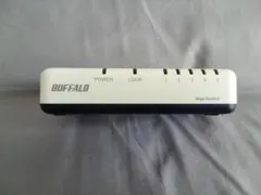 バッファロースイッチングハブ 5ポートホワイトLSW6-GT-5EP/WH　中古
