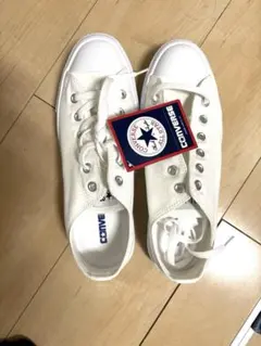 ☆新品未使用品☆人気のオールスター　ホワイト
