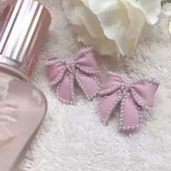 クラシックパールリボンピアス　ピンク