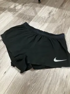 Nike Aeroswift ブラックショートパンツ S