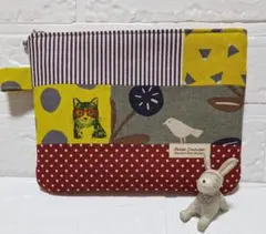 handmade＊ユキエモン❤️お花フリルの猫ちゃん⭐️ぺたんこポーチ