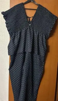 ち*る様 【未使用】しまむらmyuwaシャーリングドット柄ペプラムサロペットパン