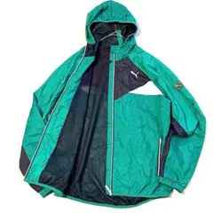 プーマ　PUMA　 ウィンドブレーカー　Ｌサイズ　ナイロンジャケット　フード付き