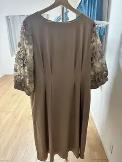 Item thumbnail for item 29892066-bebf-430d-a591-2d6b12a22b11