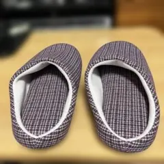 Item thumbnail for item bee7c184-e3f7-43a7-88dd-e3a8d2118b60