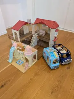 シルバニアファミリー 二階建てハウスと幼稚園、車2台セット