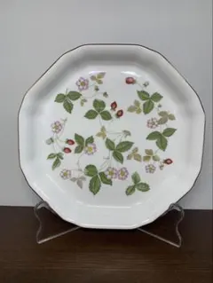 【WEDGWOOD】Wild Strawberry プレートのサムネイル