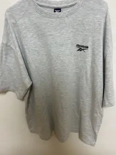 Reebok 半袖Tシャツ グレー