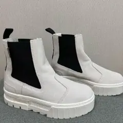 プーマ メイズ チェルシースウェードブーツ　23.5センチ
