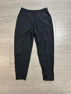 UNIQLO ウルトラストレッチアクティブジョガーパンツ