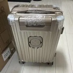 スーツケース S 金色　軽量 機内持ち込み対応 40Lのサムネイル
